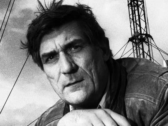 pomer-frantsuzkiy-rezhiser-zhan-klod-brisso