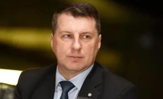 prezident-latviyi-na-vsikh-maydanchikakh-zaklikayemo-rosiyu-zabrati-svoyi-viyska-z-ukrayini