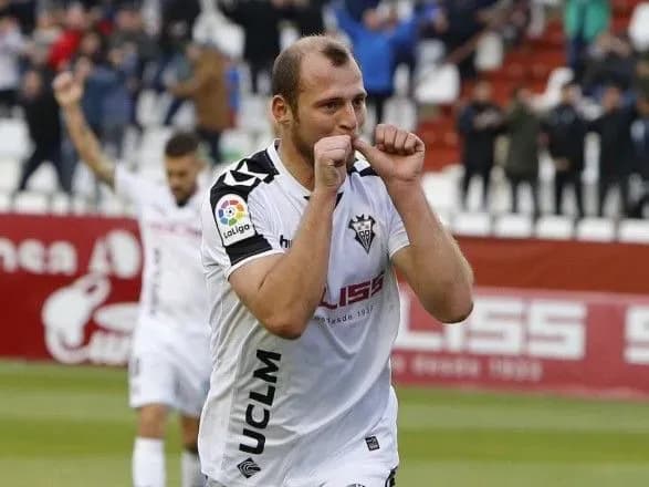 ukrayinskogo-forvarda-viznano-naykraschim-futbolistom-turu-segundi