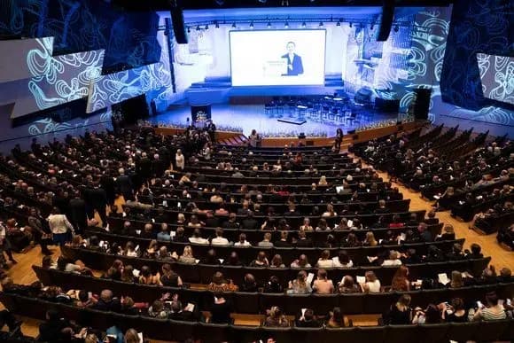 kuleba-deyaki-klyuchovi-stolitsi-yevropi-ukhvalili-rishennya-povernuti-rf-v-parye