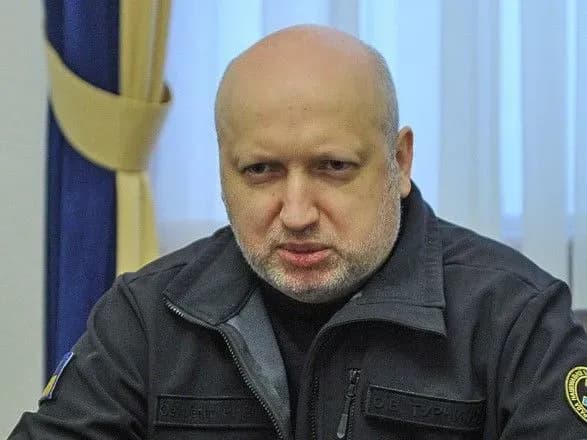 poroshenko-zvilniv-turchinova-z-posadi-sekretarya-rnbo