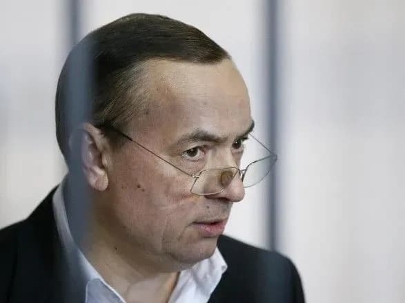 sprava-martinenka-uzhe-rik-u-sidi-yak-prosuvayetsya-rozglyad