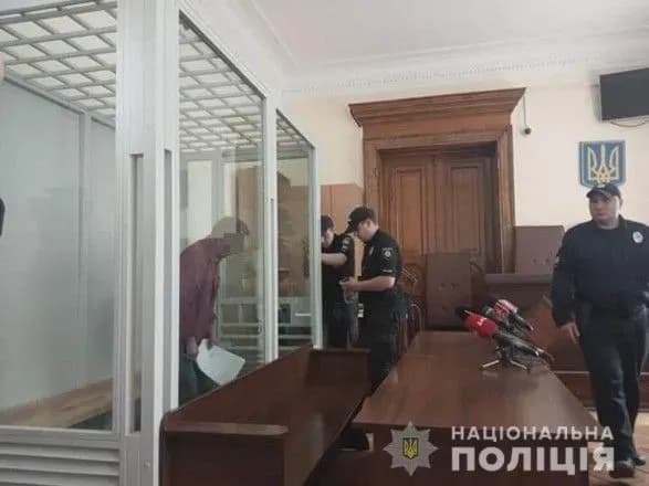 zhorstoke-vbivstvo-5-richnoyi-divchinki-sud-vzyav-batkiv-pid-vartu