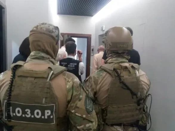 falsifikovani-liki-dlya-onkokhvorikh-u-kiyevi-ta-oblasti-obshukuyut-11-obyektiv