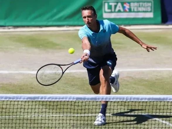 stakhovskiy-vigrav-startoviy-poyedinok-kvalifikatsiyi-turniru-atr-v-shtutgarti