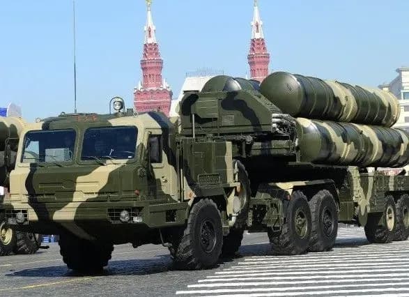 ssha-rozcharovani-tim-scho-viyskovosluzhbovtsi-turechchini-navchalisya-roboti-z-s-400-v-rosiyi