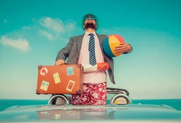 chvert-ukrayintsiv-zaplanuvali-vidpustku-na-chas-pozachergovikh-viboriv-do-radi