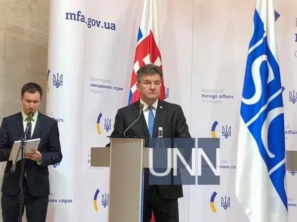 v-obsye-spodivayutsya-scho-vsi-gravtsi-pidtrimayut-chotiri-minski-initsiativi-kuchmi