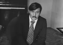 sudova-ekspertiza-vstanovila-scho-kompozitor-ivasyuk-ne-mig-povisitisya-samotuzhki