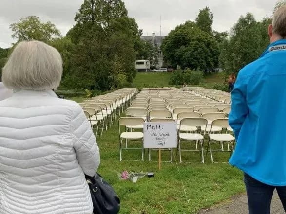 katastrofa-mh17-pid-posolstvom-rf-u-niderlandakh-vlashtuvali-protest