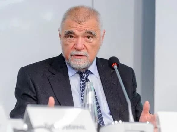 eks-prezident-khorvatiyi-pro-sanktsiyi-vidnosno-rf-tse-nezakonno-ta-katastrofa