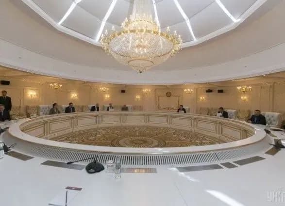 merkel-anonsuvala-zustrichi-v-minskomu-formati