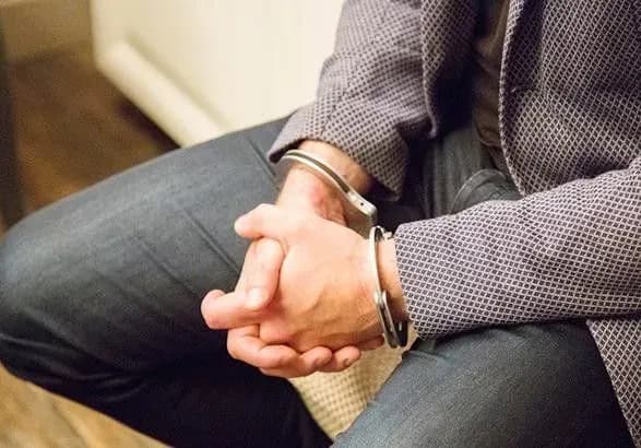 u-chernigovi-zaareshtuvali-cholovika-pidozryuvanogo-u-vbivstvi-11-misyachnogo-sina