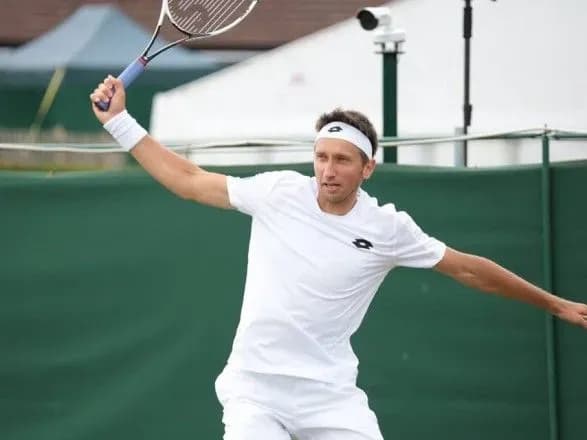 ukrayinskiy-tenisist-peremig-na-starti-vimbldonu