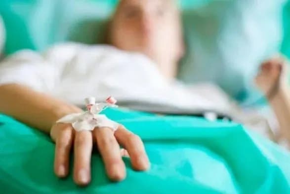 na-lvivschini-ditinu-na-zaliznichnomu-mostu-vdarilo-strumom