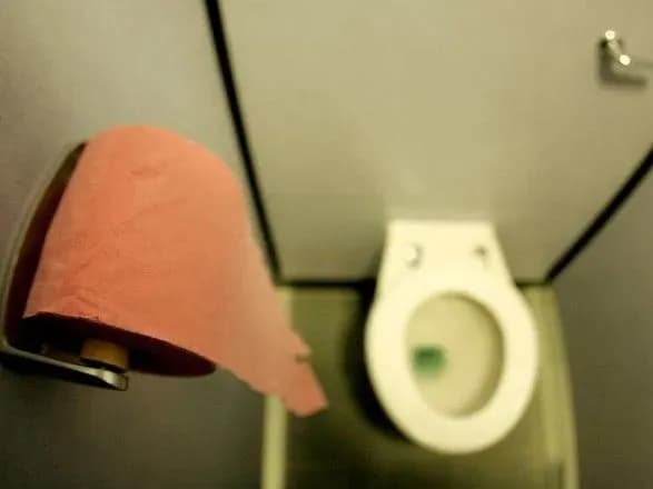 cholovika-suditimut-za-seksualne-nasilstvo-u-gromadskikh-vbiralnyakh