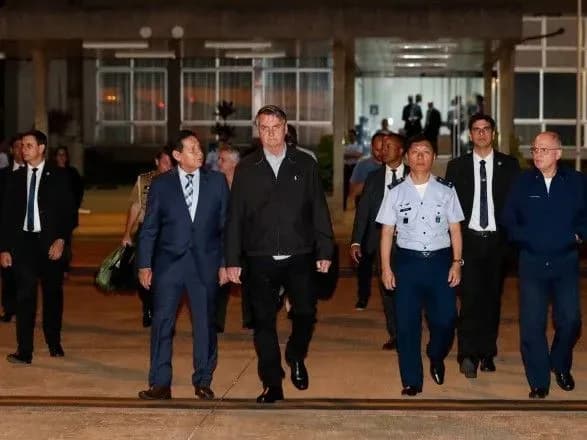 u-rezervnomu-litaku-prezidenta-braziliyi-na-samit-g20-znayshli-39-kg-kokayinu