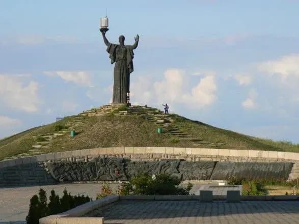 cherkasami-prokotilasya-khvilya-minuvan-zlochintsi-vimagali-10-mln-yevro