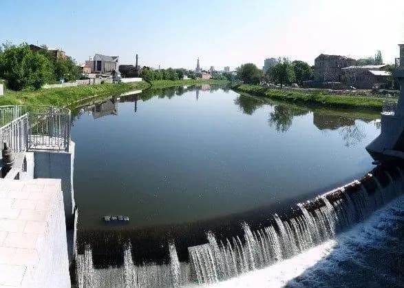 bezkhazyayniy-dambi-cherez-sud-viznachili-gospodarya