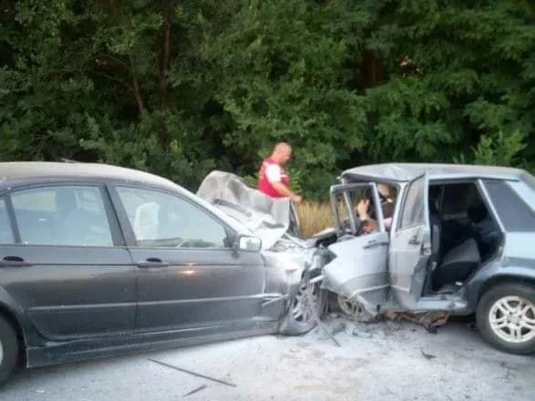 smertelna-dtp-za-uchastyu-politseyskogo-na-khersonschini-golovnogo-pidozryuvanogo-vzyali-pid-vartu-na-2-misyatsi