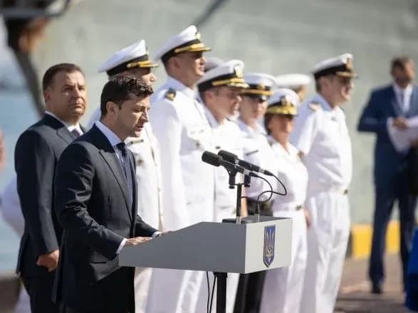 zelenskiy-pratsyuyemo-vden-i-vnochi-schob-povernuti-polonenikh-moryakiv-dodomu