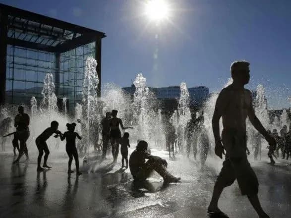 cherven-stav-nayteplishim-za-vsyu-istoriyu-sposterezhen-u-sviti