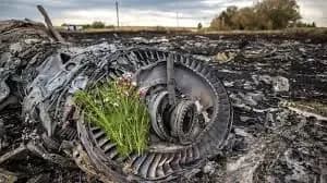 sekretar-rnbo-v-rokovini-tragediyu-mn-17-rosiya-vidvolikaye-svit-vigadanimi-problemami