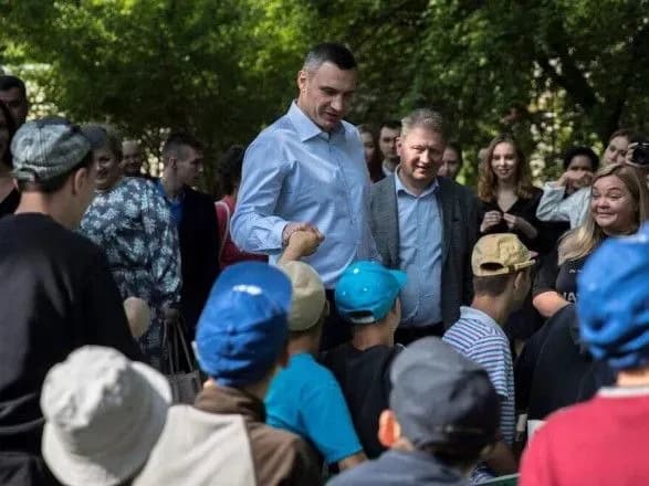 klichko-vidstoroniv-kerivnitstvo-svyatoshinskogo-dityachogo-budinku-internatu-ta-initsiyuvav-rozsliduvannya