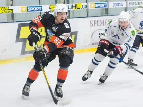 ukrayinskiy-khokeyist-prodovzhit-karyeru-v-pivnichnoamerikanskomu-chempionati