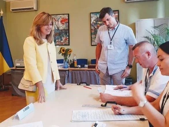 u-nimechchini-zavershilos-golosuvannya-na-viborakh-v-radu-nazvano-yavku-gromadyan