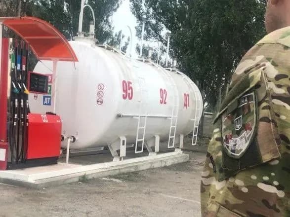 viyskovi-razom-z-dfs-viluchili-na-donechchini-paliva-na-1-5-mln-griven