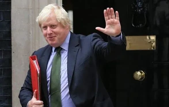 boris-dzhonson-zaproponuvav-zavesti-sobaku-na-dauning-strit