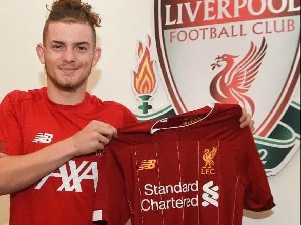 triumfator-ligi-chempioniv-oformiv-transfer-naymolodshogo-debyutanta-v-istoriyi-apl