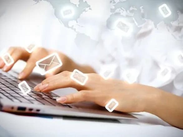 ekspert-rozpoviv-yak-uberegti-svoyu-elektronnu-poshtu-vid-khakeriv