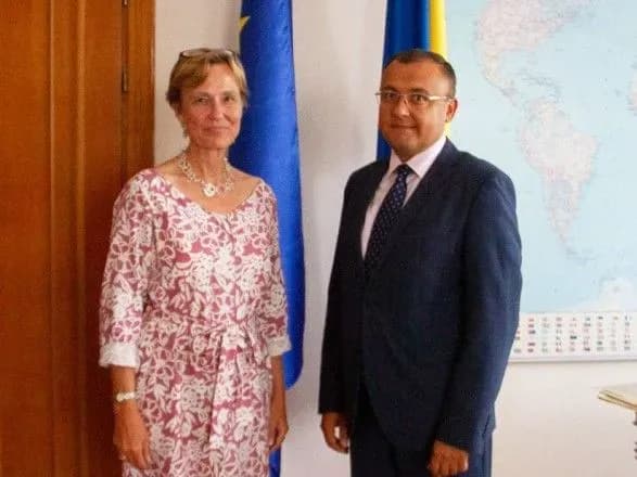 u-mzs-obgovorili-z-poslom-frn-organizatsiyu-rozmovi-lideriv-ukrayini-i-nimechchini