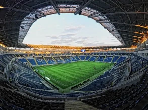 stadion-chornomorets-v-odesi-vistavleno-na-novi-torgi