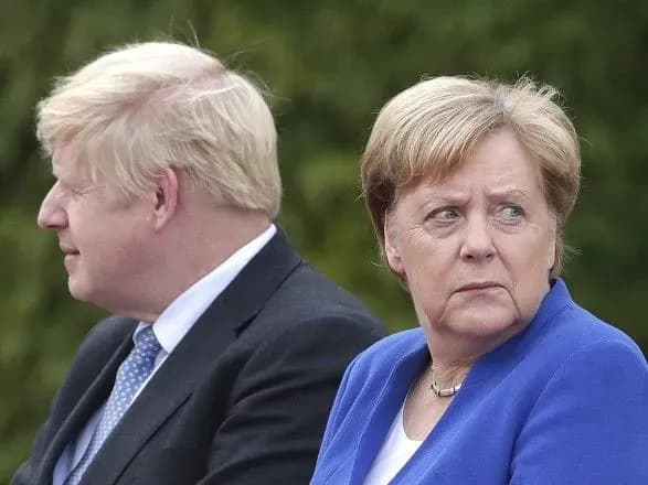 merkel-i-dzhonson-ne-pidtrimali-povernennya-rosiyi-v-g8