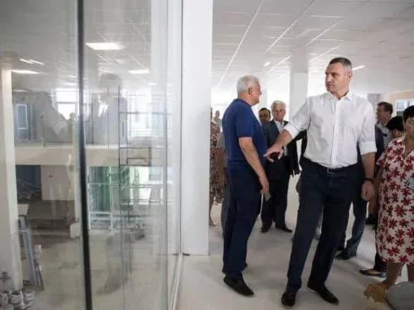 klichko-do-dnya-znan-mi-vidkriyemo-novu-energoefektivnu-rozumnu-shkolu-v-dniprovskomu-rayoni