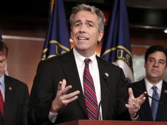 u-trampa-zyavivsya-konkurent-za-pidtrimku-respublikanskoyi-partiyi-na-viborakh-prezidenta-ssha