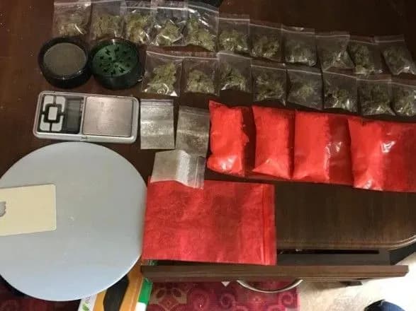 u-kiyevi-vikrito-laboratoriyu-z-vigotovlennya-amfetaminu