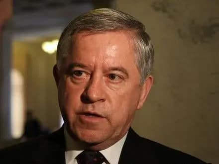 na-prikladi-arselormittal-i-mkhp-ekspremyer-rozpoviv-yak-ne-povinna-vchinyati-vlada