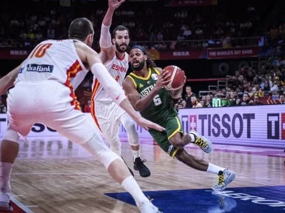 dva-overtaymi-dopomogli-viznachiti-pershogo-finalista-chs-z-basketbolu