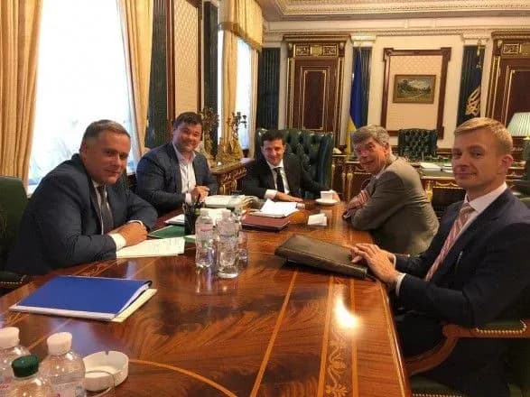 zelenskiy-i-danilyuk-privitali-rishennya-ssha-schodo-viyskovoyi-dopomogi-ukrayini