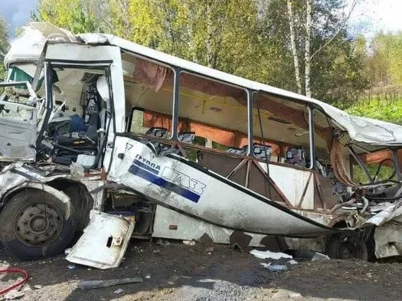 u-rosiyi-v-dtp-zaginulo-8-osib-ta-postrazhdalo-28