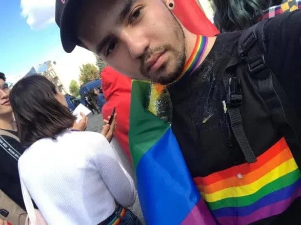 kharkivpride-aktivisti-gotuyutsya-do-pochatku-marshu