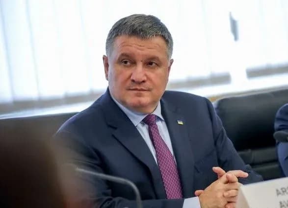 pristayko-rozpoviv-chomu-avakov-zalishivsya-v-uryadi