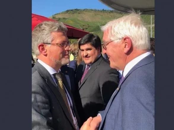 posol-ukrayini-osobisto-zustrivsya-zi-shtaynmayyerom