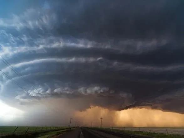 u-tekhasi-cherez-tropichniy-shtorm-imelda-zaginuli-dvoye-lyudey