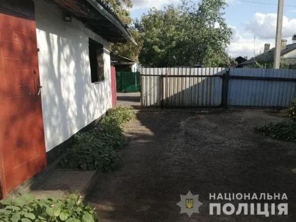 na-donechchini-cholovik-nanis-nozhovi-poranennya-svoyiy-znayomiy