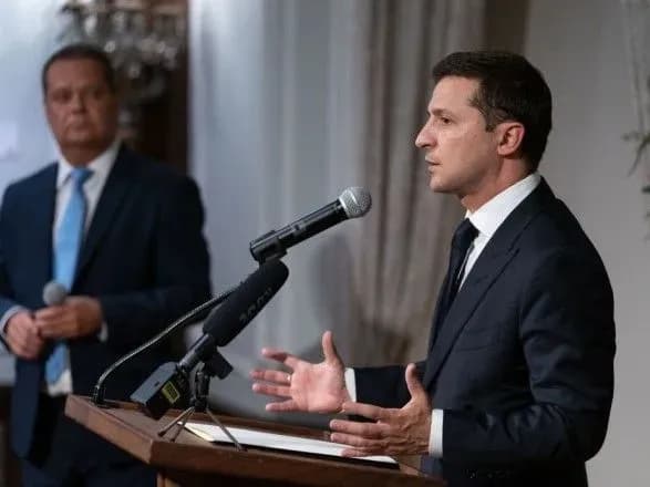 zelenskiy-ochikuye-rezultativ-pro-termini-pripinennya-viyni-vid-normandskoyi-zustrichi